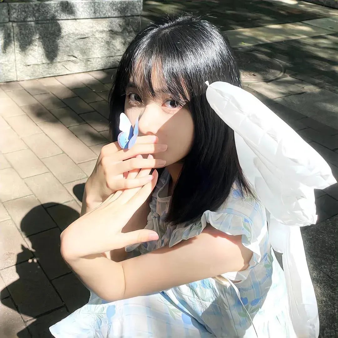 弗洛尔和她的两个丈夫